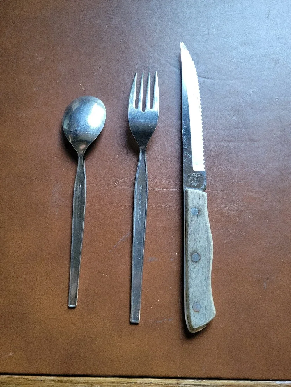 Rogers ENSENADA Dinner Fork & Spoon Stainless Steel Flatware + Maxam Steel Knife
